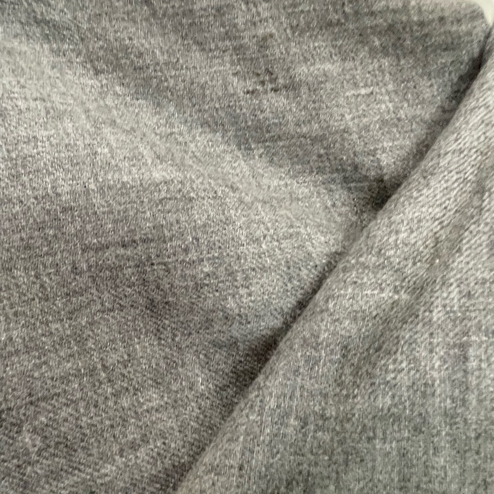 Nordstrom Gray 100% Cashmere Scarf - Picture 5 of 6